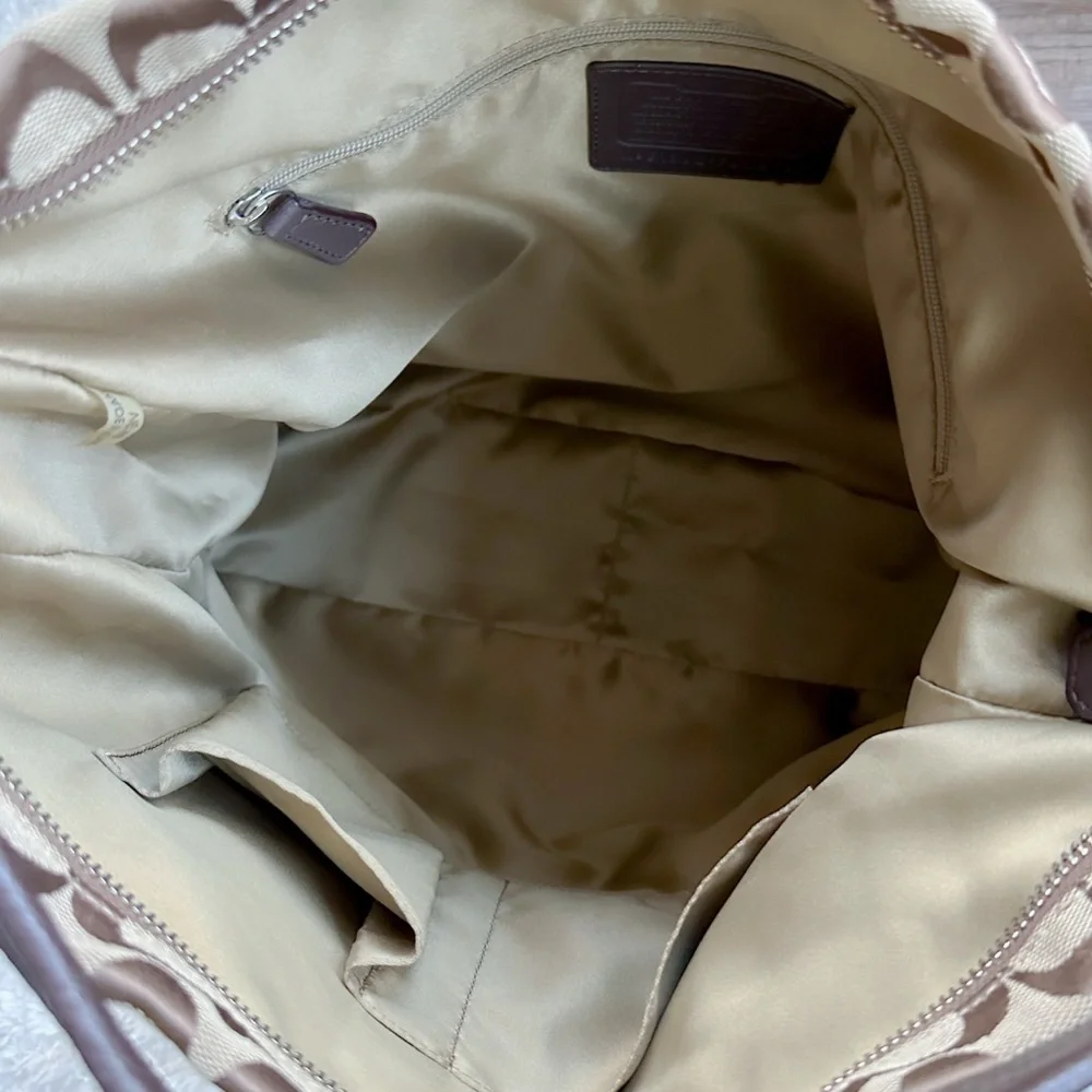Coach PARK Signature Hobo | Style F23279 - Picture 14 of 16